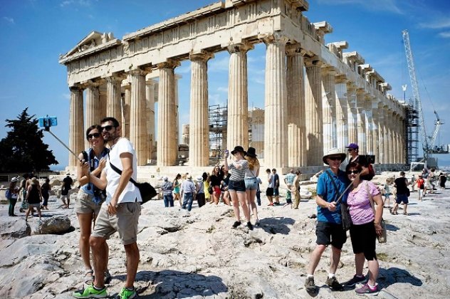 Ξεπέρασαν τα 235 εκ. οι Τουρίστες στο 9μηνο Ξεπέρασαν τα 235 εκ. οι Τουρίστες στο 9μηνο