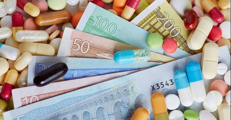 Καθυστερήσεις στην Εξόφληση Οφειλών του ΕΣΥ στις Φαρμακευτικές Εταιρίες Καθυστερήσεις στην Εξόφληση Οφειλών του ΕΣΥ στις Φαρμακευτικές Εταιρίες