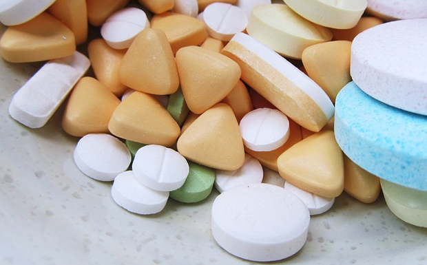 Στα Κάγκελα η Φαρμακοβιομηχανία για τo Clawback M Στα Κάγκελα η Φαρμακοβιομηχανία για τo Clawback M