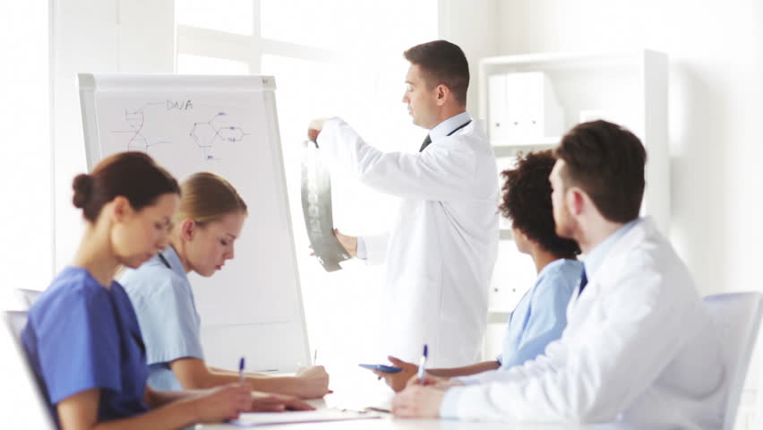 Νέοι ρόλοι αναδεικνύονται στην άσκηση του επαγγέλματος του Ιατρού