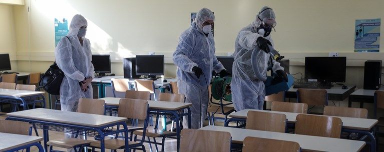Το Άνοιγμα των Σχολείων εν Μέσω Πανδημίας - Τι Αναφέρουν οι Επιστήμονες.