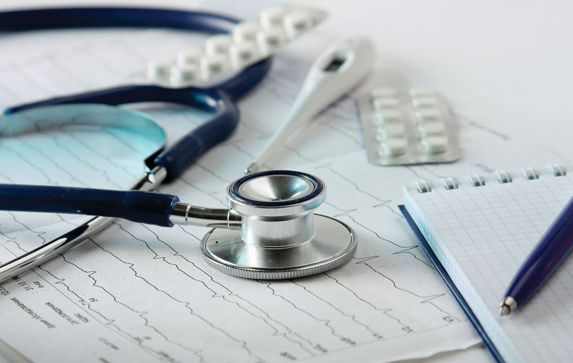 Αλλά και οι γιατροί έχουν υποστεί τα τελευταία χρόνια της κρίσης μια σημαντική μείωση εσόδων.