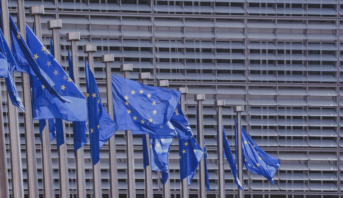 Έρευνα για τη Θεραπεία του Κορωνοϊού με τη Χρήση Πλάσματος Αναρρωσάντων. Έρευνα για τη Θεραπεία του Κορωνοϊού με τη Χρήση Πλάσματος Αναρρωσάντων.