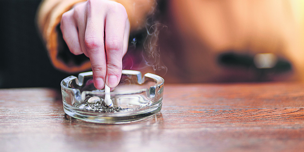 Το Κάπνισμα Πιθανότατα Αυξάνει Σημαντικά τον Κίνδυνο Υπαραχνοειδούς Εγκεφαλικής Αιμορραγίας.