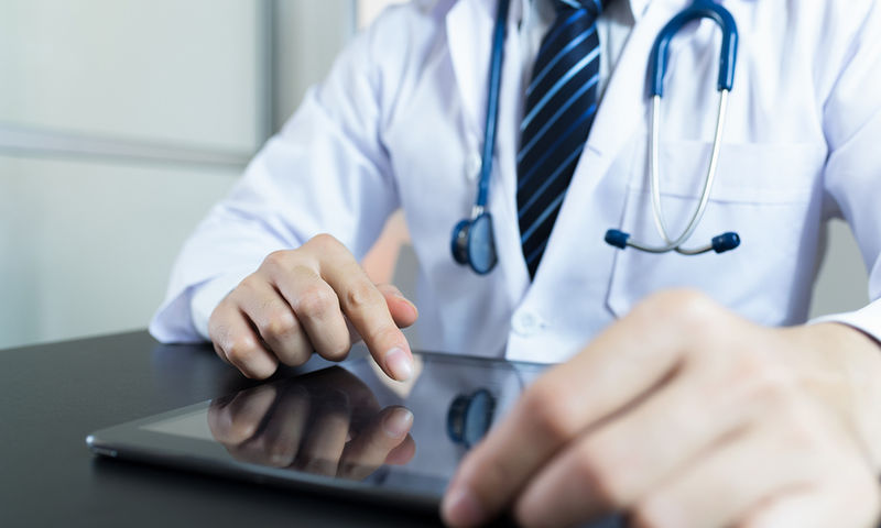 ΕΟΠΥΥ – Παράταση Συμβάσεων Οικογενειακών Ιατρών. ΕΟΠΥΥ - Παράταση Συμβάσεων Οικογενειακών Ιατρών.