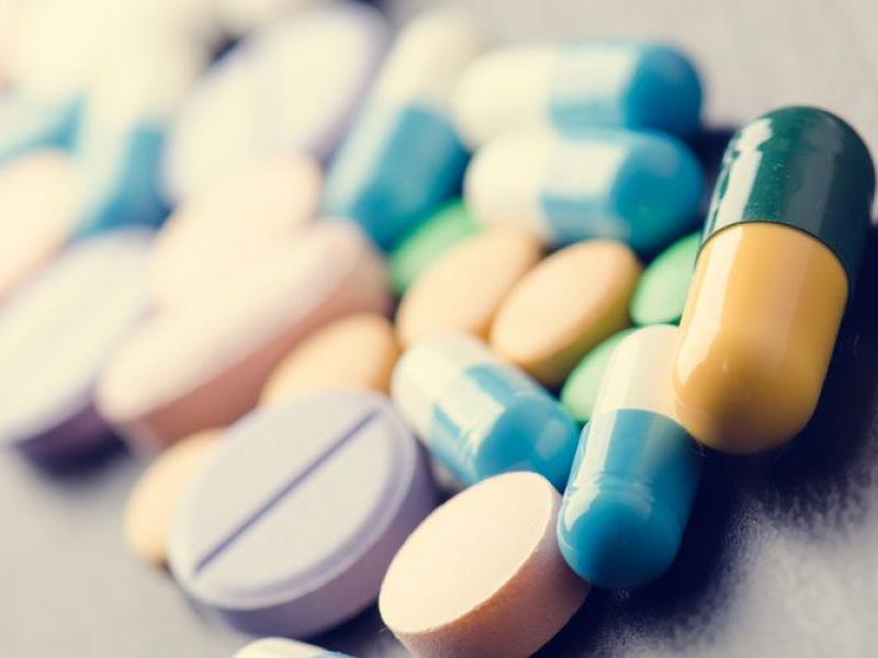 Τα Κορτικοστεροειδή στην COVID-19. Τα Κορτικοστεροειδή στην COVID-19.