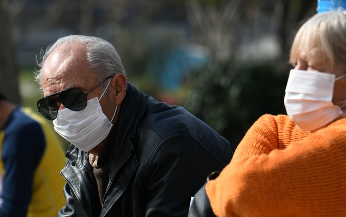 Οι Λανθασμένες Απόψεις που Αφορούν τη Χρήση των Μασκών με την Υποξία. Οι Λανθασμένες Απόψεις που Αφορούν τη Χρήση των Μασκών με την Υποξία.