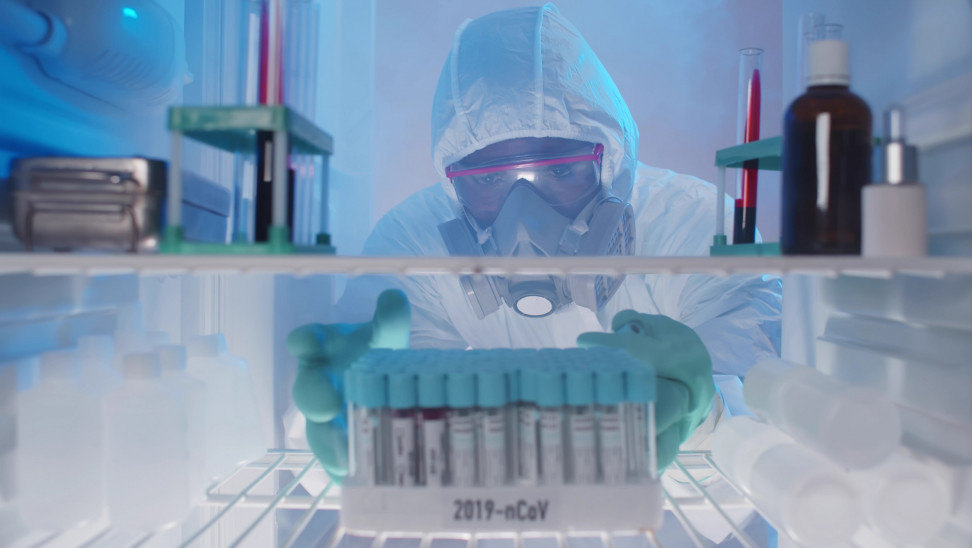 Καθυστέρηση του Εμβολίου Covid-19 των Sanofi και GSK Καθυστέρηση του Εμβολίου Covid-19 των Sanofi και GSK