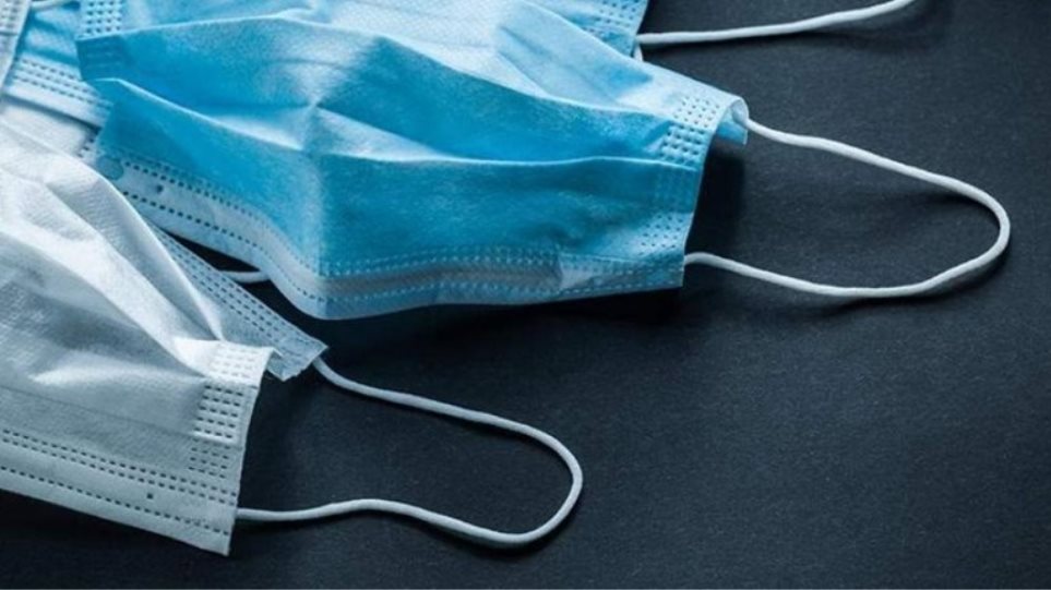 Η Υγρασία από τις Μάσκες Προσώπου Μπορεί να Μετριάζει τη Σοβαρότητα της Λοίμωξης COVID-19.