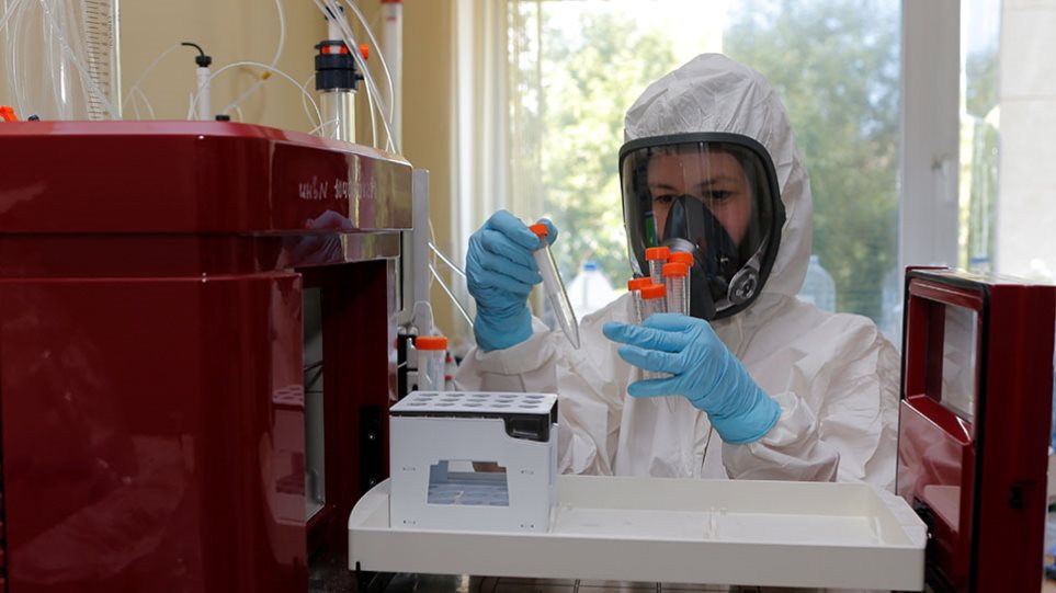 Ανακαλύφθηκαν 290 Γενετικοί Παράγοντες που Επηρεάζουν τον Χρόνο της Εμμηνόπαυσης.