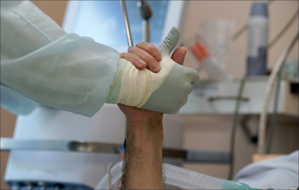 Ποιοι Εμβολιασμένοι Νοσούν και Νοσηλεύονται με Covid-19;