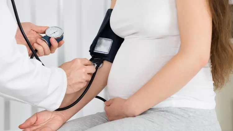 Έρευνα: Οι Έγκυες με Προεκλαμψία Έχουν Αυξημένο Κίνδυνο για Υπέρταση Ακόμη και Μετά από Χρόνια.