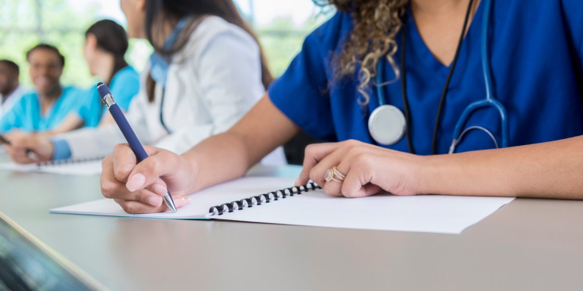 Business Education in Medical School – How Would the Course of a Doctor's Career be Shaped?