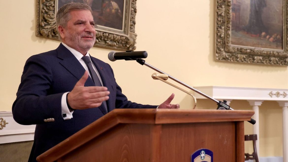 Πατούλης Διαφήμιση