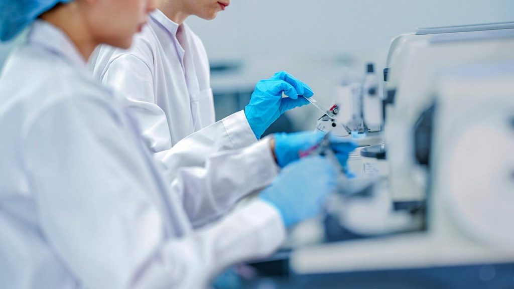 Novartis: Αναστέλλει οκτώ κλινικές δοκιμές πειραματικής θεραπείας μετά από τρεις θανάτους